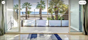 Frente al mar salida directa por jardín a playa 30 m agua